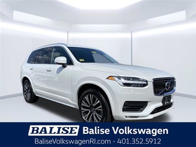 2021 Volvo XC90 T6 Momentum